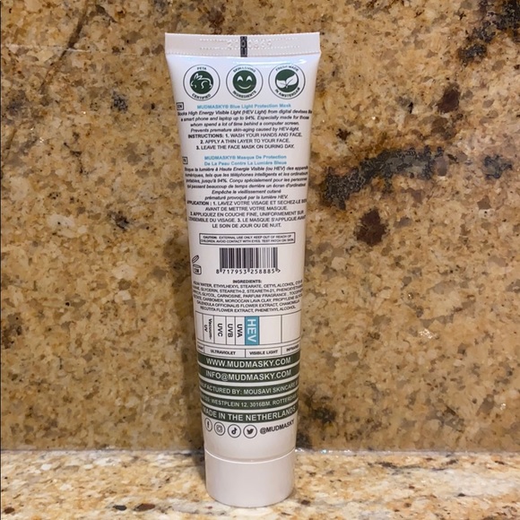 Blue light protection mask - Picture 2 of 2